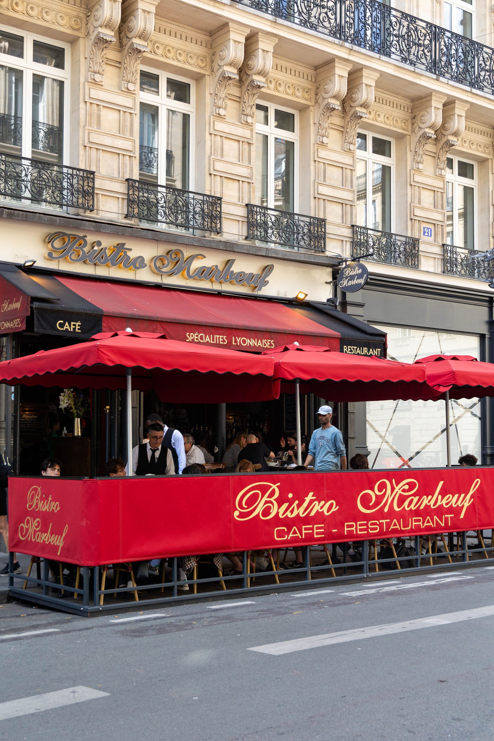 Devanture Bistro Marbeuf